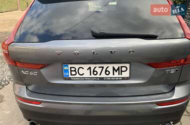 Внедорожник / Кроссовер Volvo XC60 2017 в 
