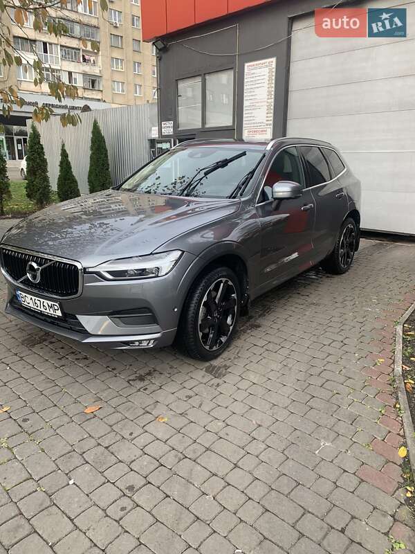 Внедорожник / Кроссовер Volvo XC60 2017 в Львове