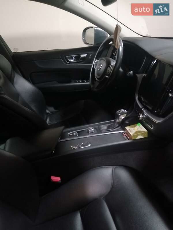 Внедорожник / Кроссовер Volvo XC60 2018 в Днепре