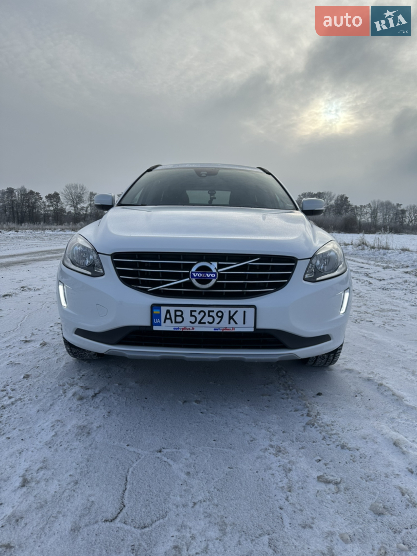 2017 Volvo XC60 - мініатюра 2