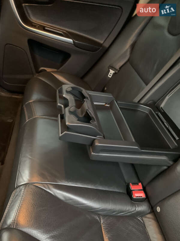 Позашляховик / Кросовер Volvo XC60 2010 в Снятині