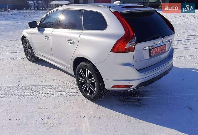 Позашляховик / Кросовер Volvo XC60 2016 в Києві