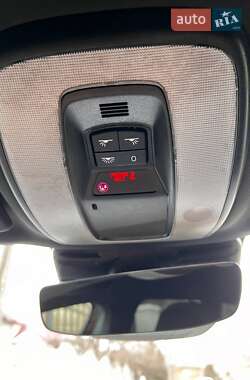 Внедорожник / Кроссовер Volvo XC60 2014 в 