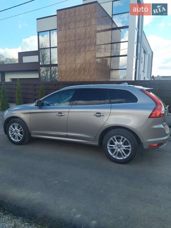 Внедорожник / Кроссовер Volvo XC60 2016 в Ивано-Франковске