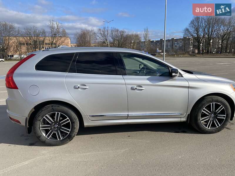 Внедорожник / Кроссовер Volvo XC60 2017 в Кропивницком