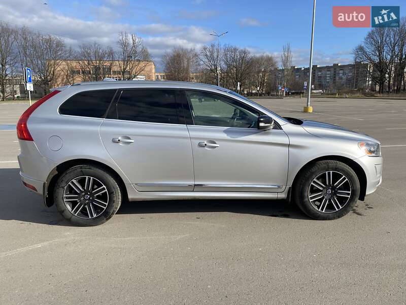 Внедорожник / Кроссовер Volvo XC60 2017 в Кропивницком