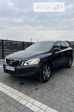 Позашляховик / Кросовер Volvo XC60 2011 в Вараші