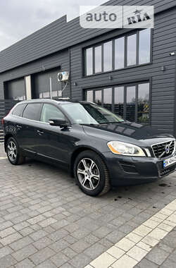 Внедорожник / Кроссовер Volvo XC60 2011 в Вараше