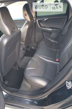 Внедорожник / Кроссовер Volvo XC60 2013 в 