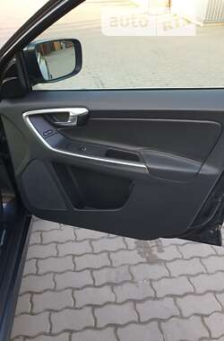 Внедорожник / Кроссовер Volvo XC60 2013 в 