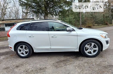 Внедорожник / Кроссовер Volvo XC60 2011 в Маневичах