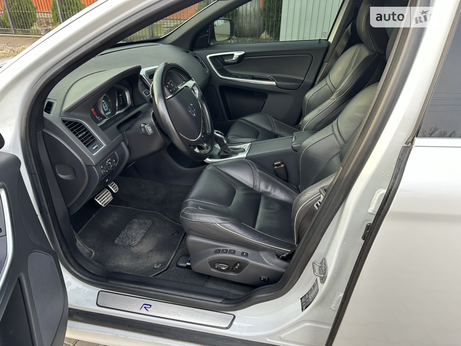 2015 Volvo XC60 - мініатюра 22