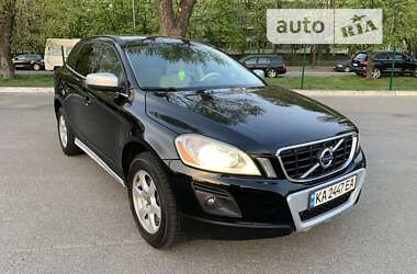 Внедорожник / Кроссовер Volvo XC60 2010 в Киеве