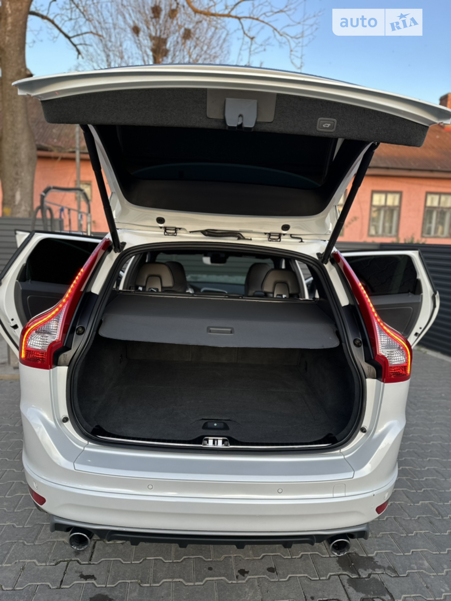 2015 Volvo XC60 - мініатюра 10