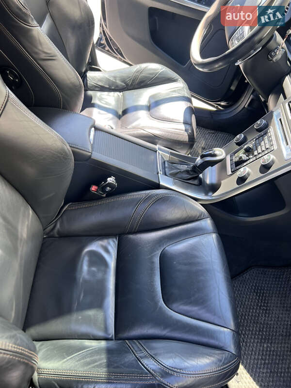 Внедорожник / Кроссовер Volvo XC60 2013 в Львове фото 15 Внедорожник / Кроссовер Volvo XC60 2013 в Львове