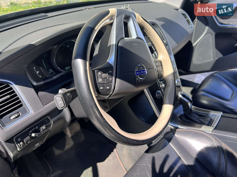 Внедорожник / Кроссовер Volvo XC60 2013 в Львове фото 41 Внедорожник / Кроссовер Volvo XC60 2013 в Львове