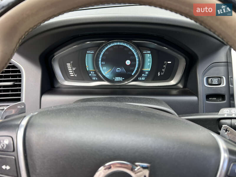 Внедорожник / Кроссовер Volvo XC60 2013 в Львове фото 91 Внедорожник / Кроссовер Volvo XC60 2013 в Львове