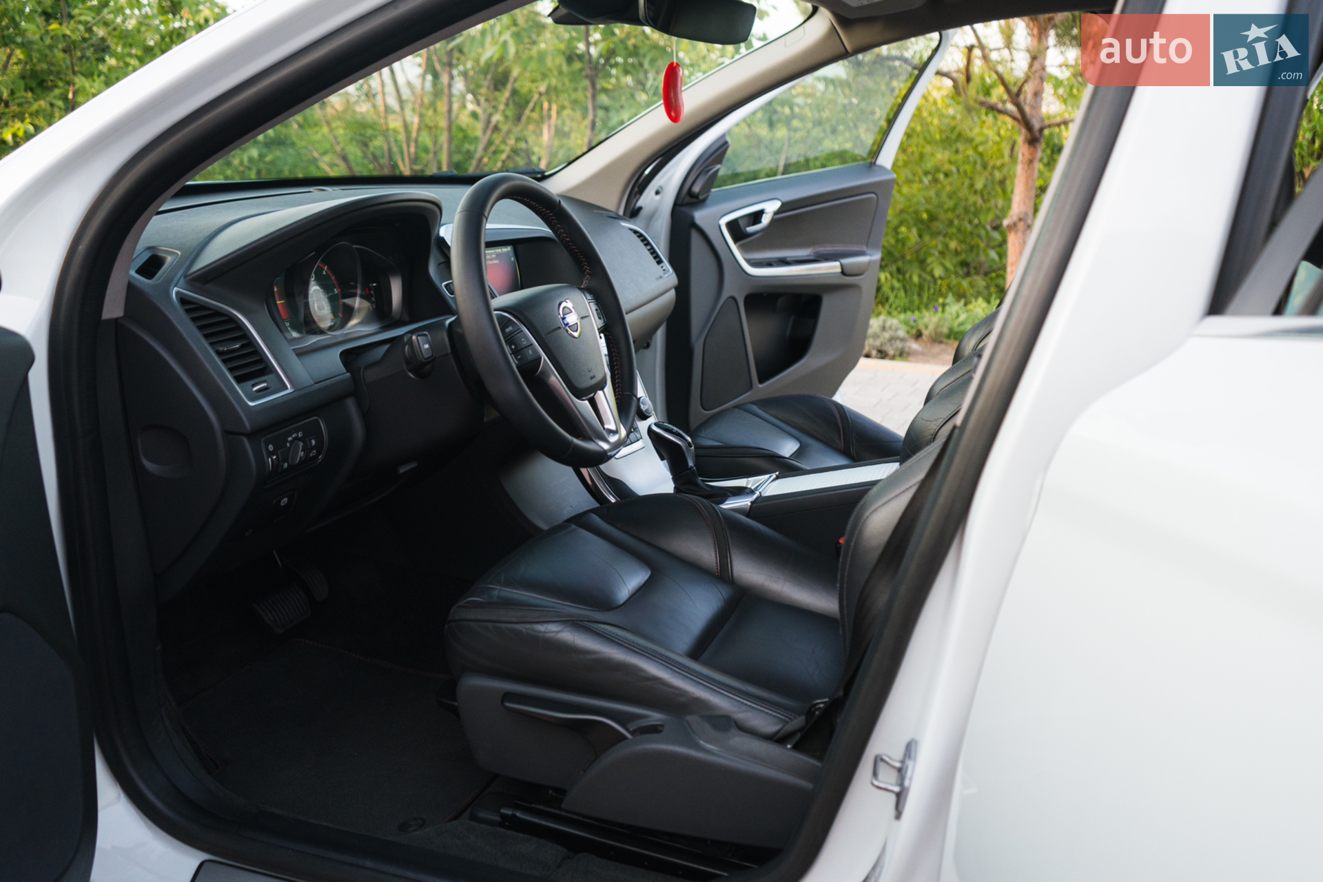 2016 Volvo XC60 - мініатюра 27