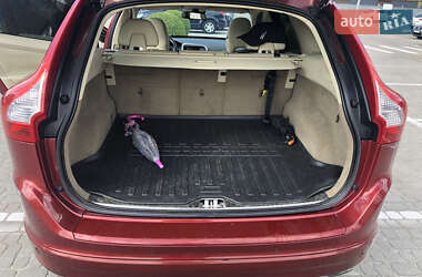 Внедорожник / Кроссовер Volvo XC60 2014 в 