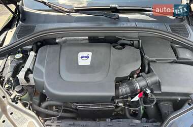 Внедорожник / Кроссовер Volvo XC60 2010 в 