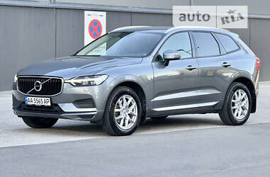 Внедорожник / Кроссовер Volvo XC60 2017 в Киеве