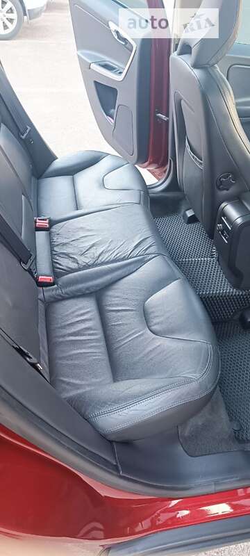 Позашляховик / Кросовер Volvo XC60 2012 в Ірпені