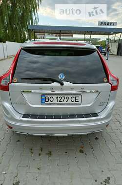 Внедорожник / Кроссовер Volvo XC60 2015 в Черновцах