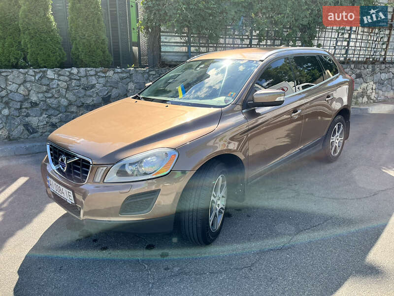 Позашляховик / Кросовер Volvo XC60 2012 в Києві