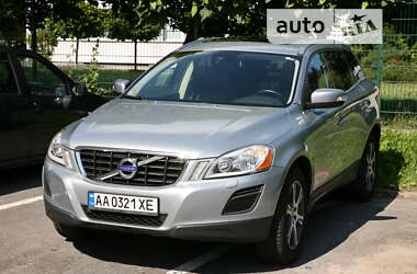 Позашляховик / Кросовер Volvo XC60 2013 в Києві