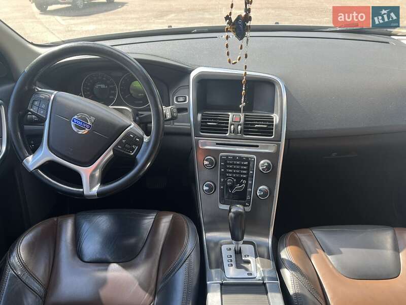 Внедорожник / Кроссовер Volvo XC60 2012 в Ровно фото 7 Внедорожник / Кроссовер Volvo XC60 2012 в Ровно