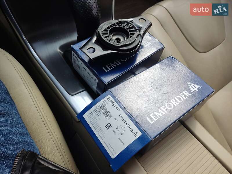 Внедорожник / Кроссовер Volvo XC60 2014 в Николаеве