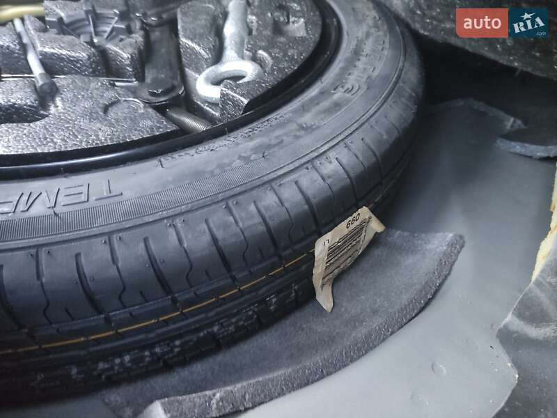 Внедорожник / Кроссовер Volvo XC60 2014 в Николаеве