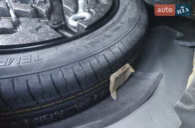Внедорожник / Кроссовер Volvo XC60 2014 в 