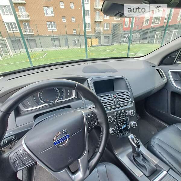 Позашляховик / Кросовер Volvo XC60 2016 в Івано-Франківську фото 27 Позашляховик / Кросовер Volvo XC60 2016 в Івано-Франківську