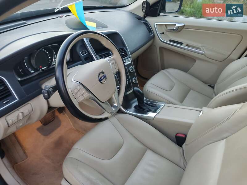 Volvo XC60 2014