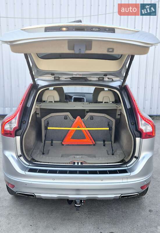 Внедорожник / Кроссовер Volvo XC60 2014 в Андрушевке