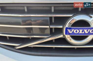 Внедорожник / Кроссовер Volvo XC60 2014 в 