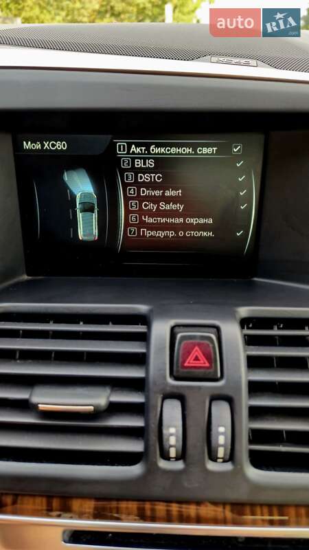 Внедорожник / Кроссовер Volvo XC60 2014 в Андрушевке