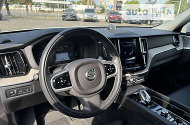 Внедорожник / Кроссовер Volvo XC60 2020 в Днепре