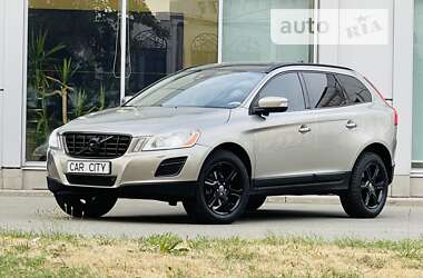 Позашляховик / Кросовер Volvo XC60 2012 в Києві