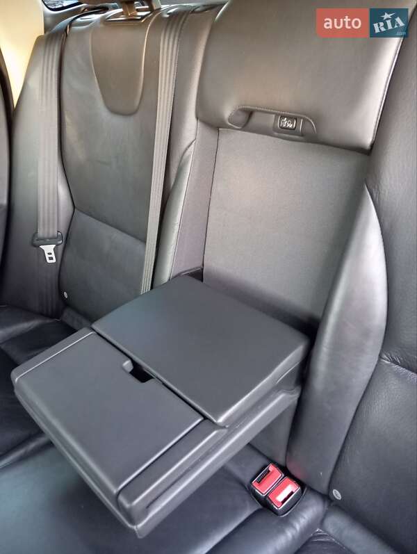 Внедорожник / Кроссовер Volvo XC60 2011 в Харькове