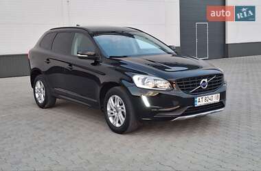Позашляховик / Кросовер Volvo XC60 2015 в 