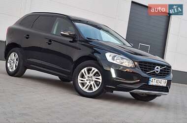 Позашляховик / Кросовер Volvo XC60 2015 в 