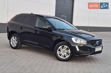 Позашляховик / Кросовер Volvo XC60 2015 в 
