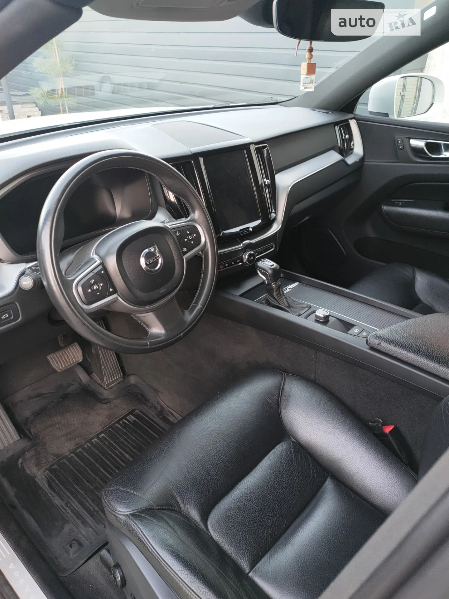 2018 Volvo XC60 - мініатюра 6