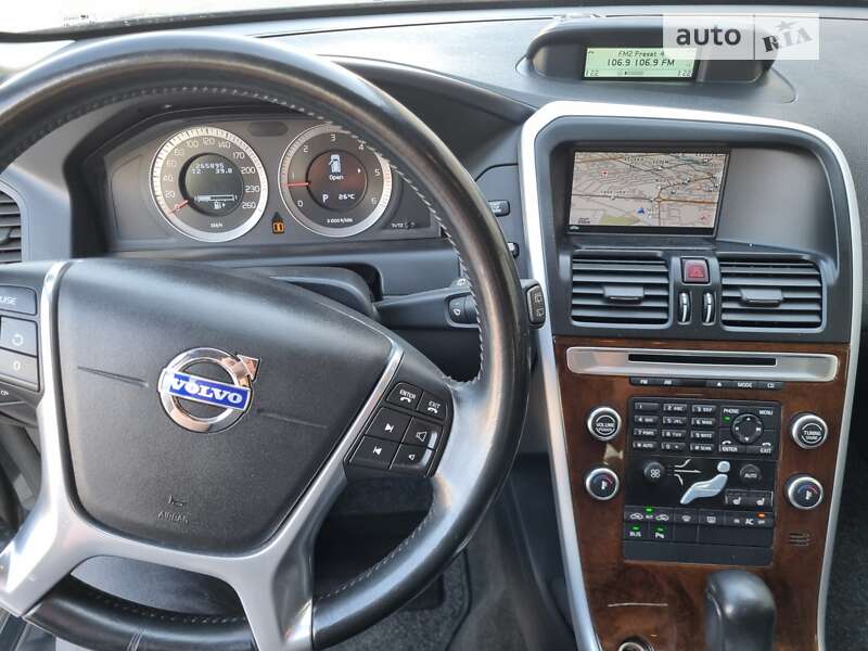 Внедорожник / Кроссовер Volvo XC60 2009 в Луцке