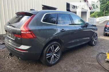 Внедорожник / Кроссовер Volvo XC60 2018 в Ровно