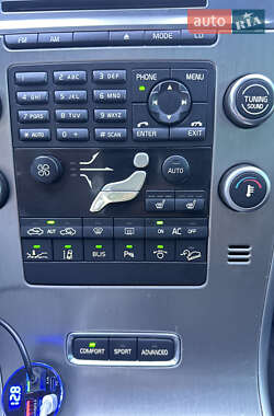 Внедорожник / Кроссовер Volvo XC60 2009 в 