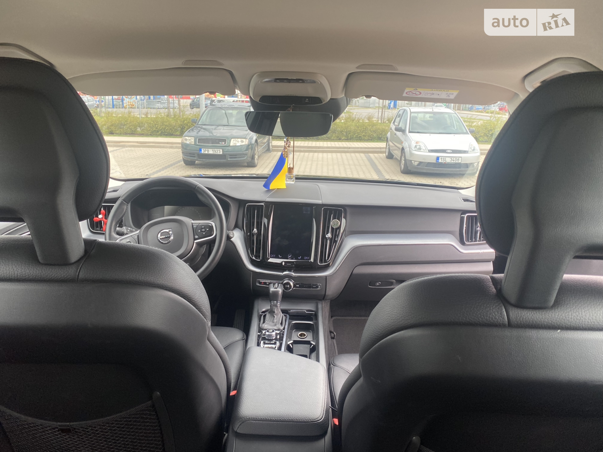2018 Volvo XC60 - мініатюра 11