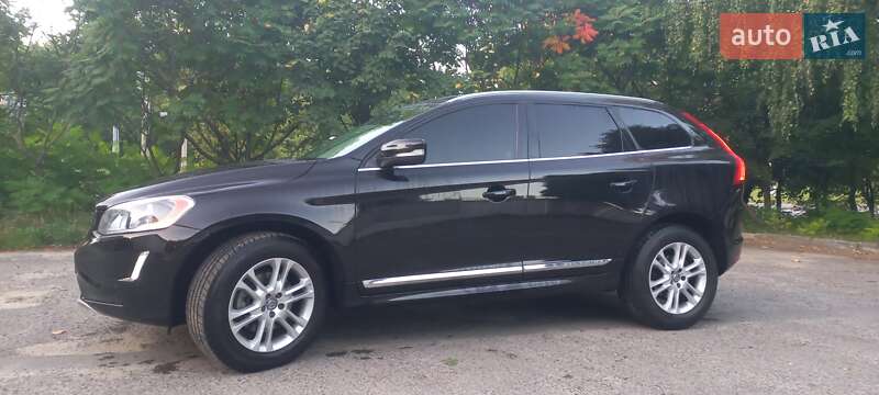 Внедорожник / Кроссовер Volvo XC60 2016 в Львове